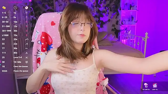 Snapshot of Soffi_Toffi chatting on November 2025 10:31:01 AM Soffi Toffi online show from November 2025 10:31:01 AM