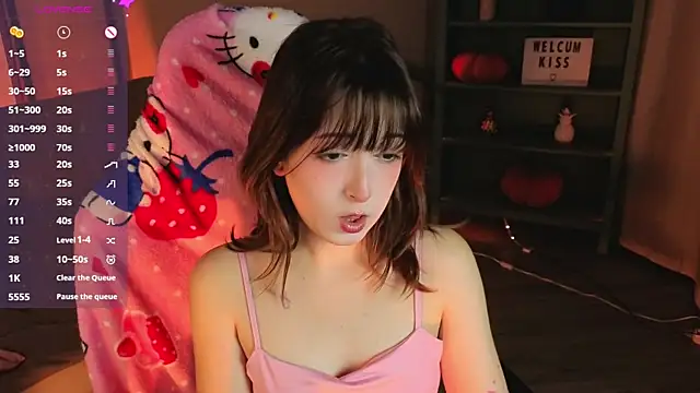 Snapshot of Soffi_Toffi chatting on December 2025 10:25:01 AM Soffi Toffi online show from December 2025 10:25:01 AM