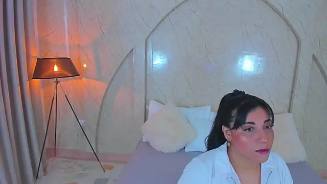 Snapshot of Antonella_Russo1 chatting on December 2025 12:41:01 PM Antonella Russo1 online show from December 2025 12:41:01 PM