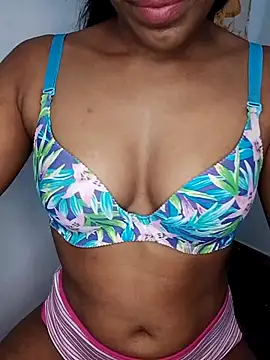 Snapshot of Kavee_Girl0 chatting on July 2026 04:26:02 PM Kavee Girl0 online show from July 2026 04:26:02 PM