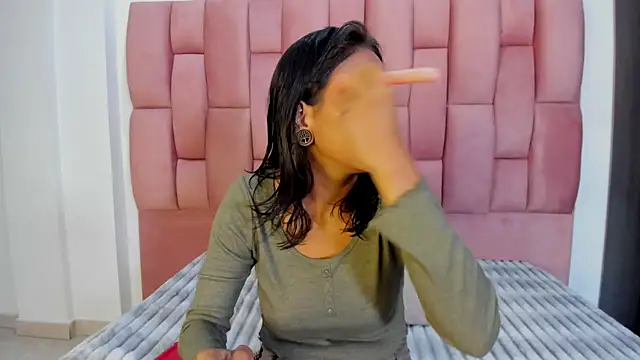 EuphoriaSavage online show from October 2025 12:50:01 PM