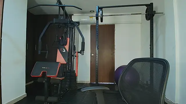 EuphoriaSavage online show from November 2025 01:00:01 PM