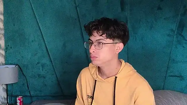 Aaron Eze online show from March 2026 12:56:01 PM