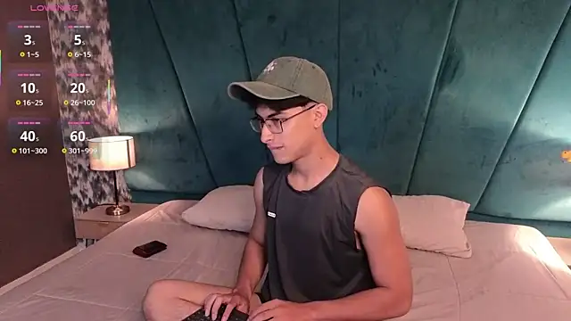 Aaron Eze online show from February 2026 09:37:01 PM