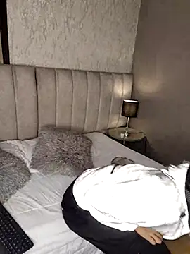 Aaron Eze online show from January 2026 09:08:01 PM