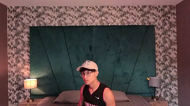 Aaron Eze online show from March 2026 11:54:02 AM