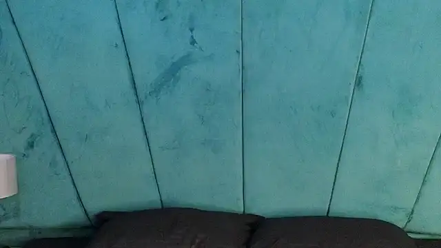 Aaron Eze online show from October 2025 09:24:01 PM