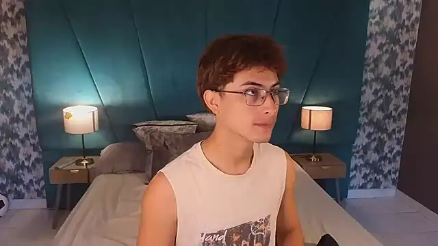 Aaron Eze online show from July 2026 12:27:02 PM