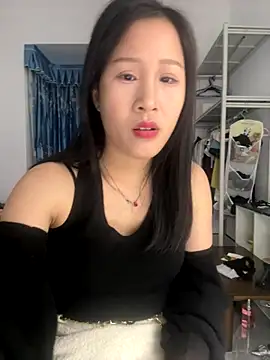 littlesluttycat online show from November 2025 04:18:01 PM