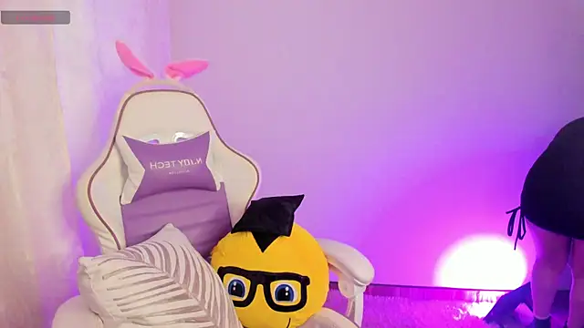 Snapshot of Midori_rosse chatting on October 2025 10:20:02 PM Midori rosse online show from October 2025 10:20:02 PM