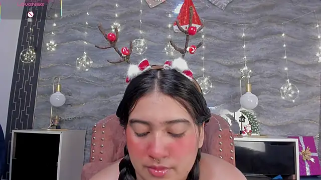 lilithst  online show from December 2025 09:18:02 PM