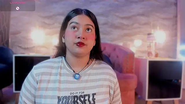 Snapshot of lilithst_ chatting on November 2025 08:35:02 PM lilithst online show from November 2025 08:35:02 PM