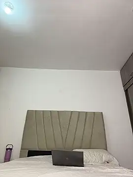 Julietalcl online show from March 2026 08:58:02 AM