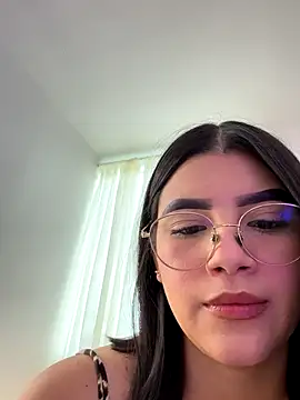 Julietalcl online show from October 2025 09:03:01 PM