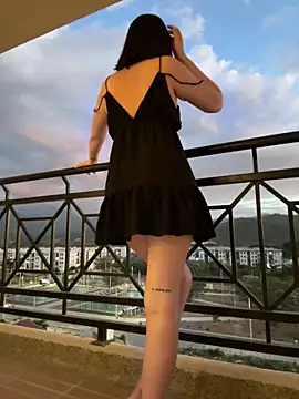 Julietalcl online show from December 2025 10:56:01 PM