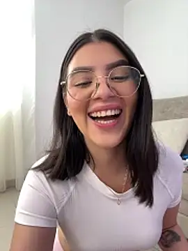 Julietalcl online show from December 2025 09:07:02 PM