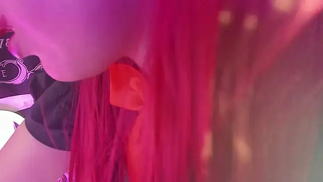 AuroraChannn online show from December 2025 01:05:02 AM