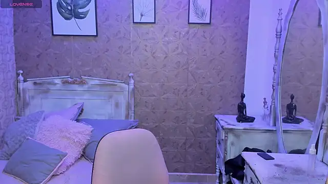 Sara clk online show from April 2026 07:48:02 PM