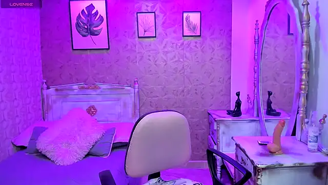 Sara clk online show from November 2025 08:02:01 PM