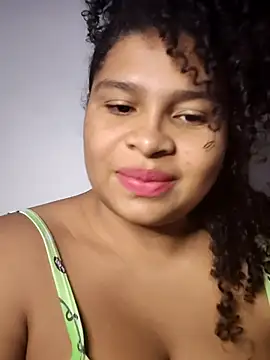 Aliona  online show from November 2025 12:00:02 PM