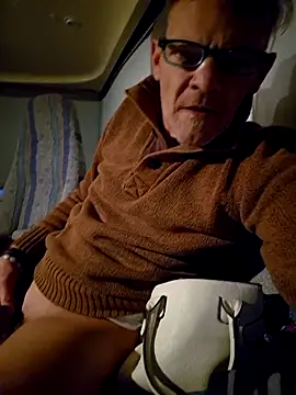 Snapshot of jokke1975 chatting on November 2025 07:07:02 AM jokke1975 online show from November 2025 07:07:02 AM