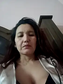 Bigtitsass81 online show from November 2025 12:26:01 PM