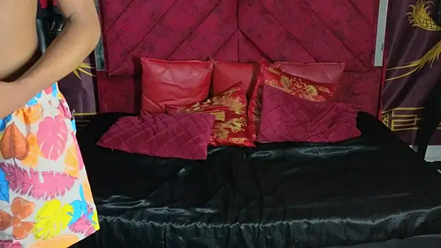 Latin Femboy13 online show from October 2025 09:44:02 AM
