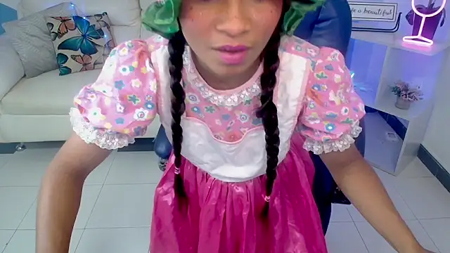 Miagreys1 online show from October 2025 11:51:02 AM