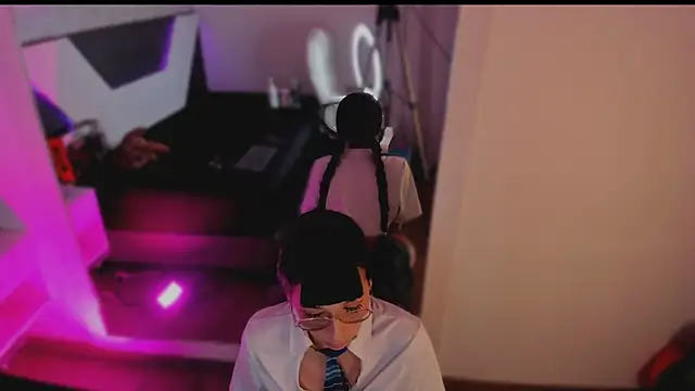 michelle cutee  online show from November 2025 08:25:01 PM