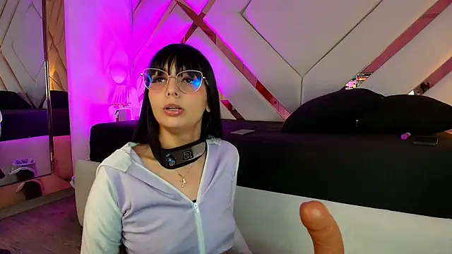 Snapshot of michelle_cutee_ chatting on July 2026 08:13:01 PM michelle cutee online show from July 2026 08:13:01 PM