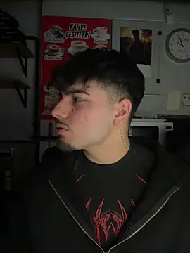 emir343475 online show from April 2026 06:59:02 PM