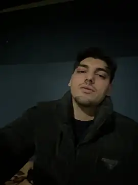 emir343475 online show from February 2026 06:17:01 PM