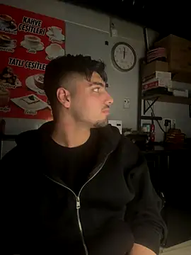 emir343475 online show from November 2025 09:04:01 PM