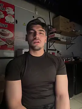 emir343475 online show from October 2025 08:52:01 PM