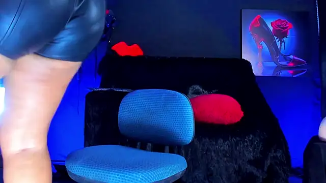 SharonnStones online show from April 2026 08:56:01 PM