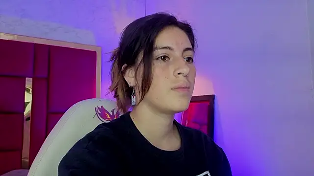 Snapshot of moon_winy chatting on February 2026 11:40:01 AM moon winy online show from February 2026 11:40:01 AM