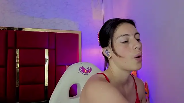 moon winy online show from March 2026 11:18:02 AM