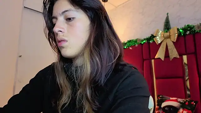 moon winy online show from December 2025 11:25:02 AM