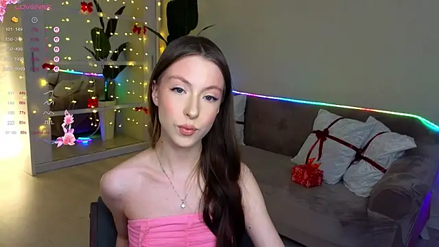 Yasmin Kass online show from January 2026 06:51:02 AM