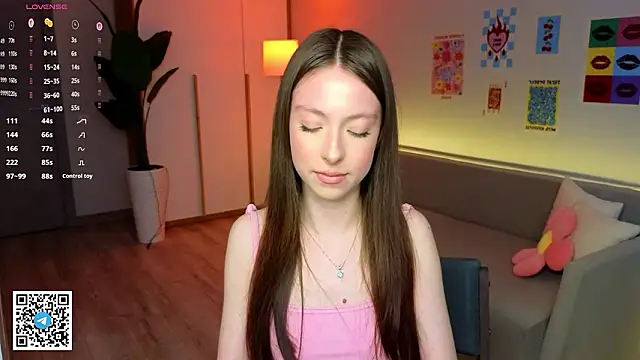 Yasmin Kass online show from March 2026 06:38:02 AM