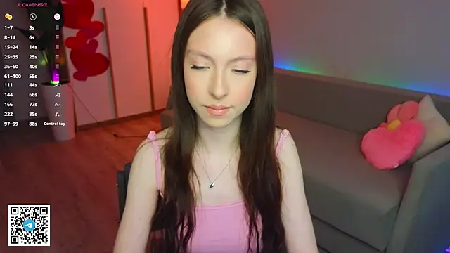 Yasmin Kass online show from February 2026 07:05:01 AM