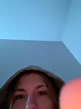 feetdetente online show from October 2025 11:49:01 PM