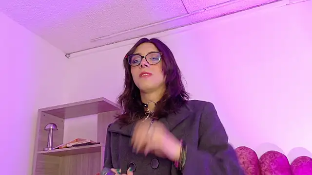 Lullaby Charade online show from November 2025 12:09:01 PM