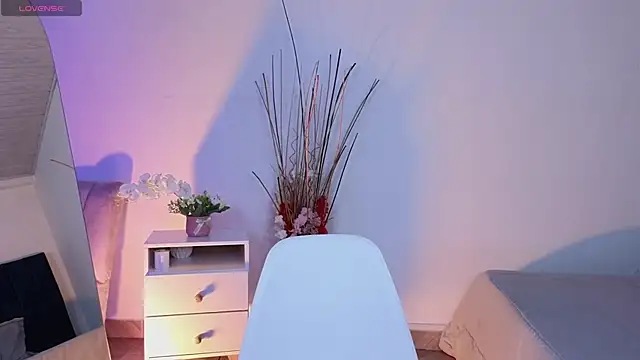 Snapshot of RubieBlaze chatting on October 2025 08:28:02 PM RubieBlaze online show from October 2025 08:28:02 PM