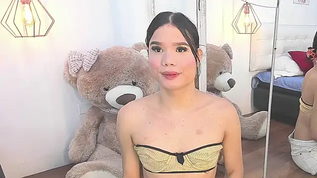 Snapshot of Alanna_miaw chatting on November 2025 10:58:01 PM Alanna miaw online show from November 2025 10:58:01 PM