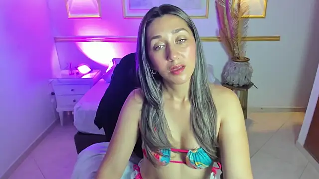 Snapshot of karlyy_ chatting on February 2026 07:09:02 PM karlyy online show from February 2026 07:09:02 PM