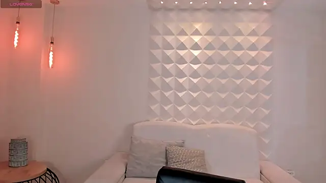 ChristineFord  online show from March 2026 12:32:02 PM