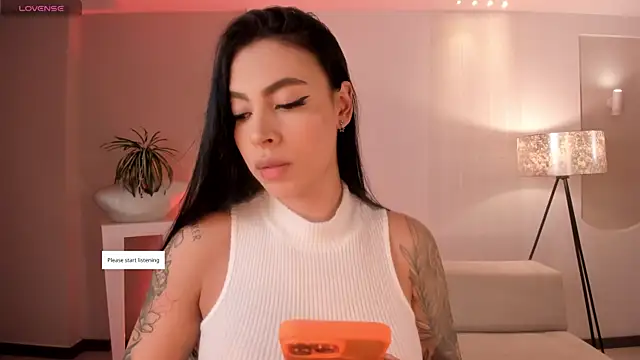 Snapshot of ChristineFord_ chatting on May 2026 11:13:01 AM ChristineFord online show from May 2026 11:13:01 AM