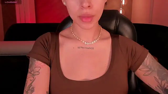 ChristineFord  online show from July 2026 07:35:01 PM