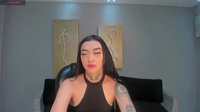 MeganCross1 online show from December 2025 03:49:02 AM